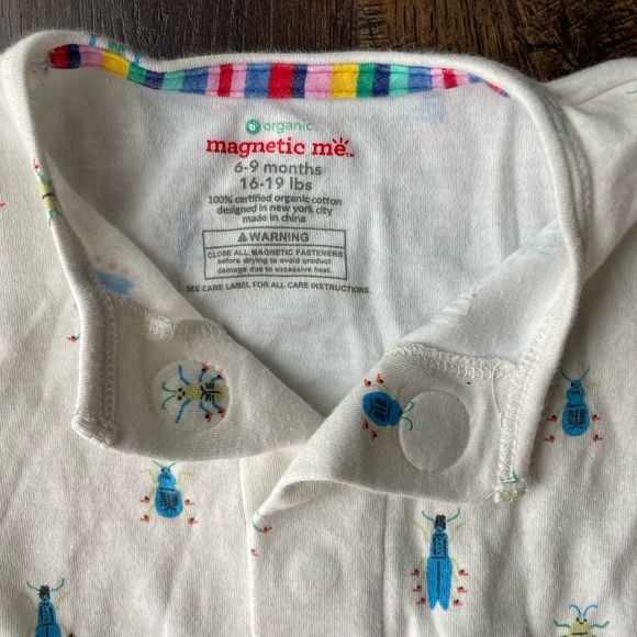 Boy’s magnetic me 6-9 months outfit- lightly used - Picture 3 of 4